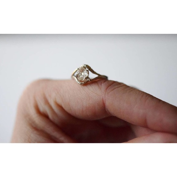 Engagement Ring, Art Deco Ring Raw Stone Rings, Gift for her - Picture 4 of 9